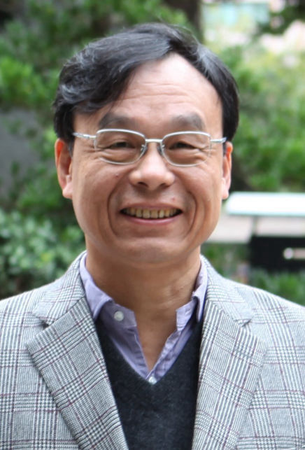 Professor Yang, Che-Hua 